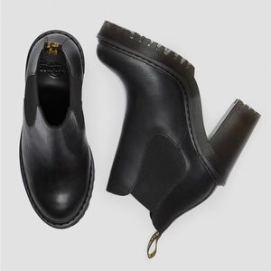 Dr Marten Hurston Womens‎ Leather Heeled Chelsea Boot’s